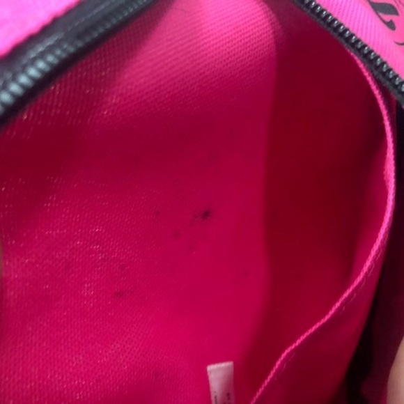 🌸PINK FANNY PACK🌸 - Picture 3 of 4